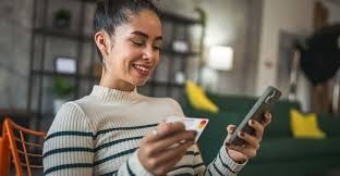 same-day-payday-loans-help-you-get-through-financial-challenges-big-1